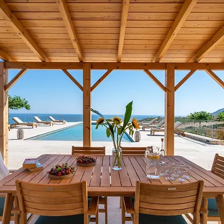 Villa Rodanthi