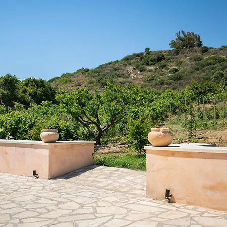 Villa Rodanthi *